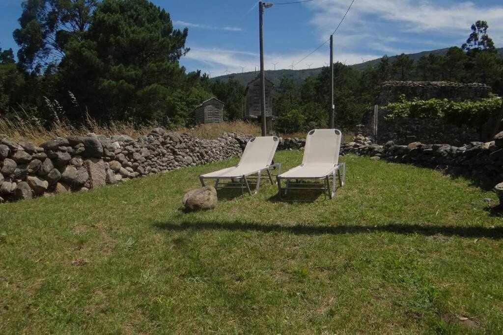 Cuberto Darriba Casa Restaurada En Canedo Carnota Exteriér fotografie