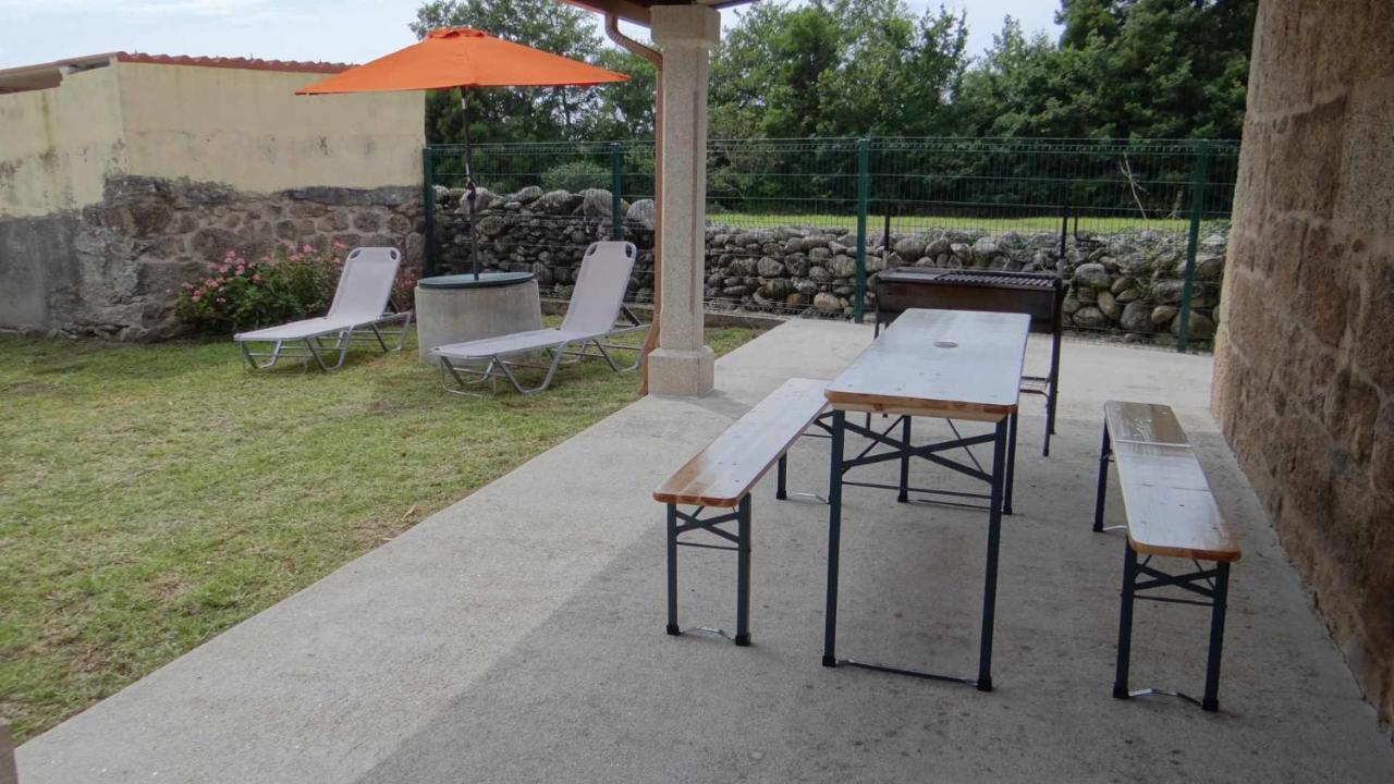 Cuberto Darriba Casa Restaurada En Canedo Carnota Exteriér fotografie
